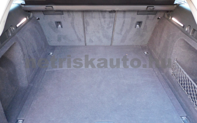 AUDI A4 40 TDI S line quattro S-tronic személygépkocsi - 1968cm3 Diesel 121040 10/12