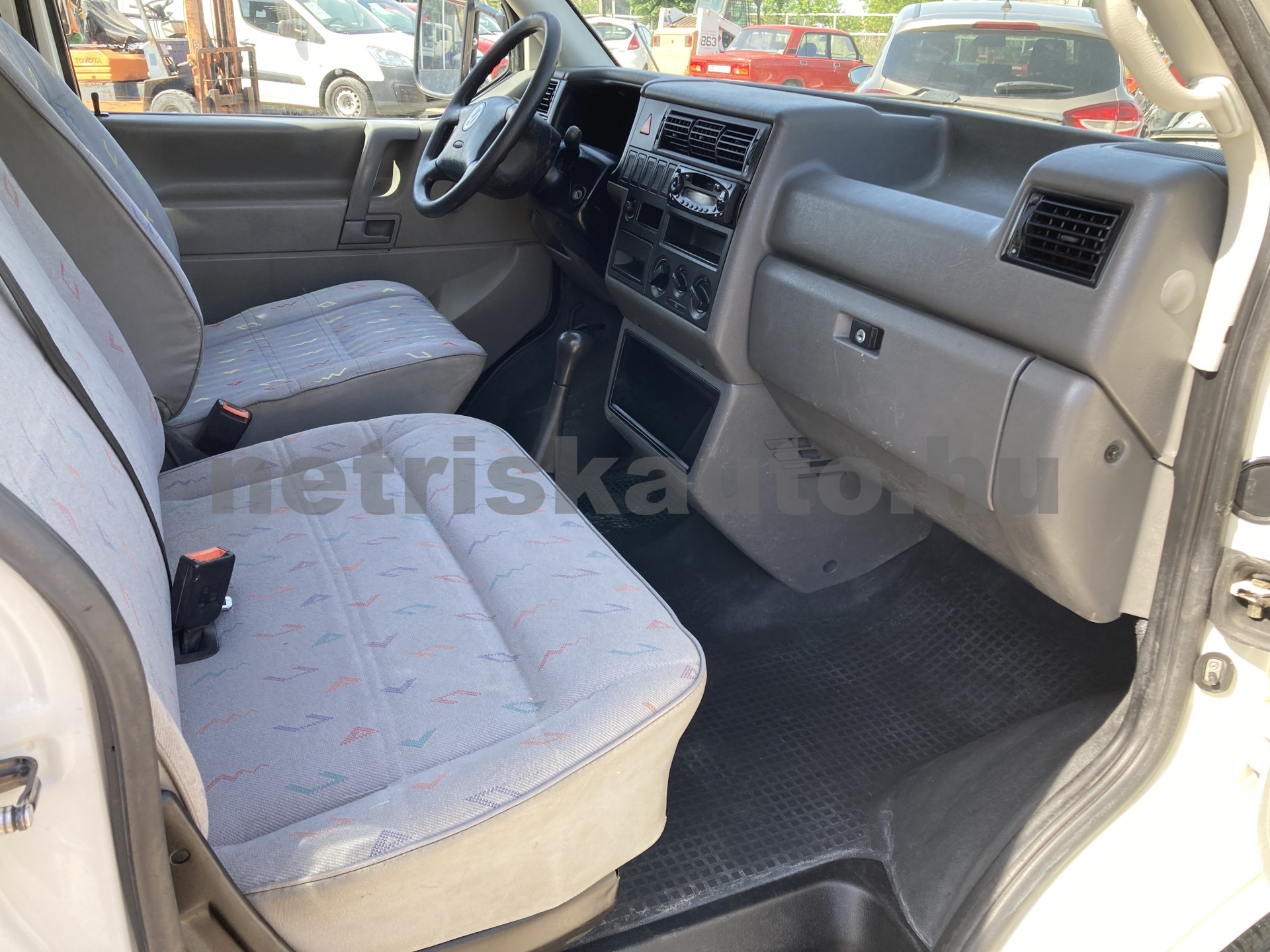 VW Transporter 2.5 7DM 1T2 tehergépkocsi 3,5t össztömegig - 2461cm3 Diesel 121469 8/9
