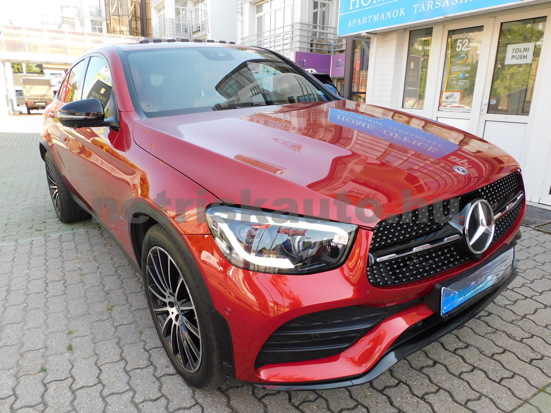 MERCEDES-BENZ GLC-osztály GLC 200 4Matic EQ Boost 9G-TRONIC személygépkocsi - 1991cm3 Hybrid 121240 1/12