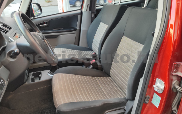 SUZUKI SX4 1.5 GLX AC személygépkocsi - 1490cm3 Benzin 121314 5/12