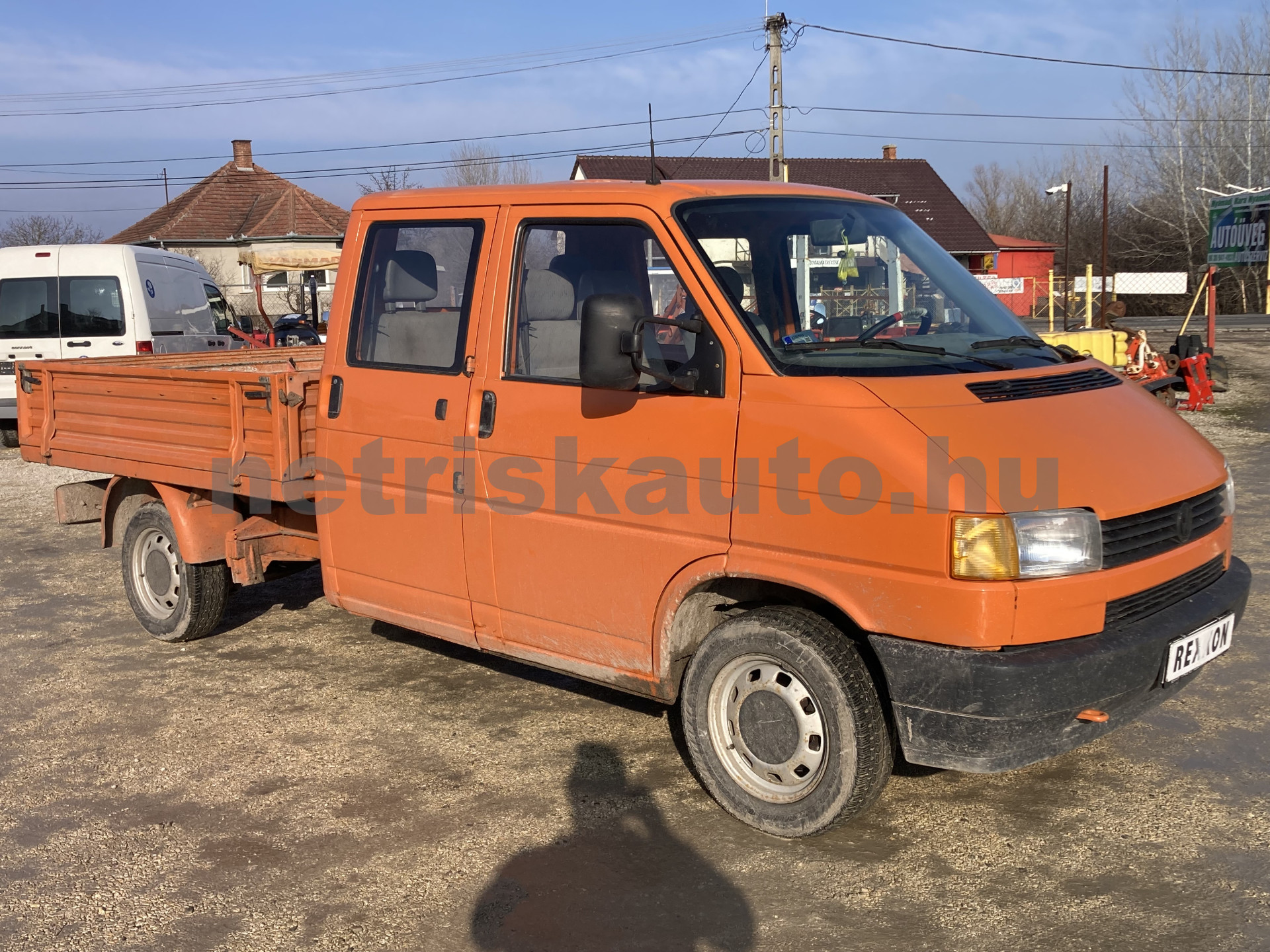 VW Transporter 2.4 70M 1F2 F tehergépkocsi 3,5t össztömegig - 2370cm3 Diesel 121389 1/9