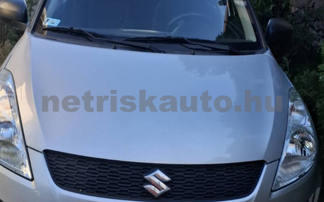 SUZUKI Swift 1.2 GL AC CD/MP3 USB személygépkocsi - 1242cm3 Benzin 121564 2/6