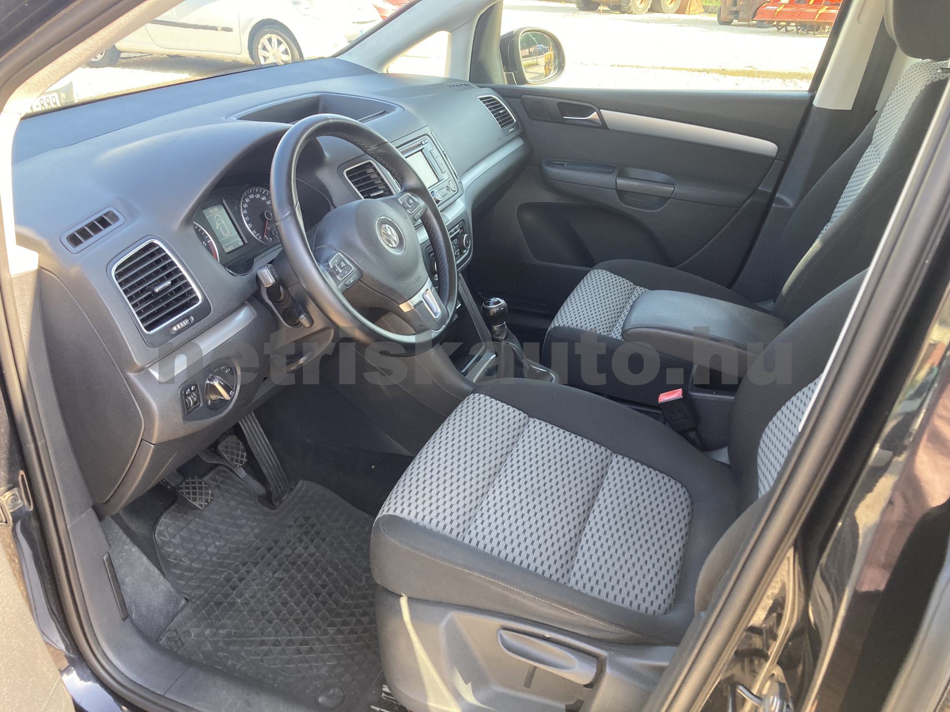 VW Sharan 2.0 CR TDI Trendline személygépkocsi - 1968cm3 Diesel 121254 6/11