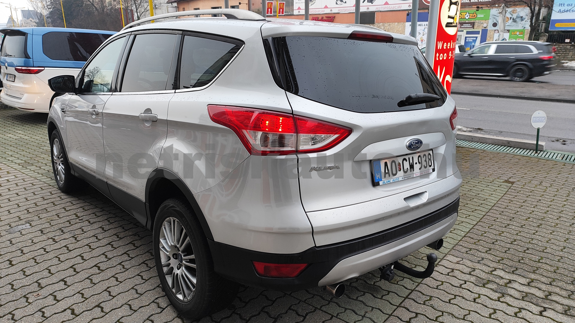FORD Kuga 2.0 TDCi Trend 2WD személygépkocsi - 1997cm3 Diesel 121375 2/12
