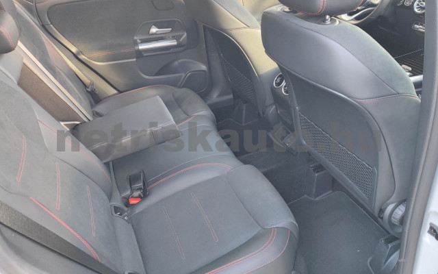 MERCEDES-BENZ B-osztály B 200 d AMG Line 8G-DCT személygépkocsi - 1950cm3 Diesel 121403 11/12