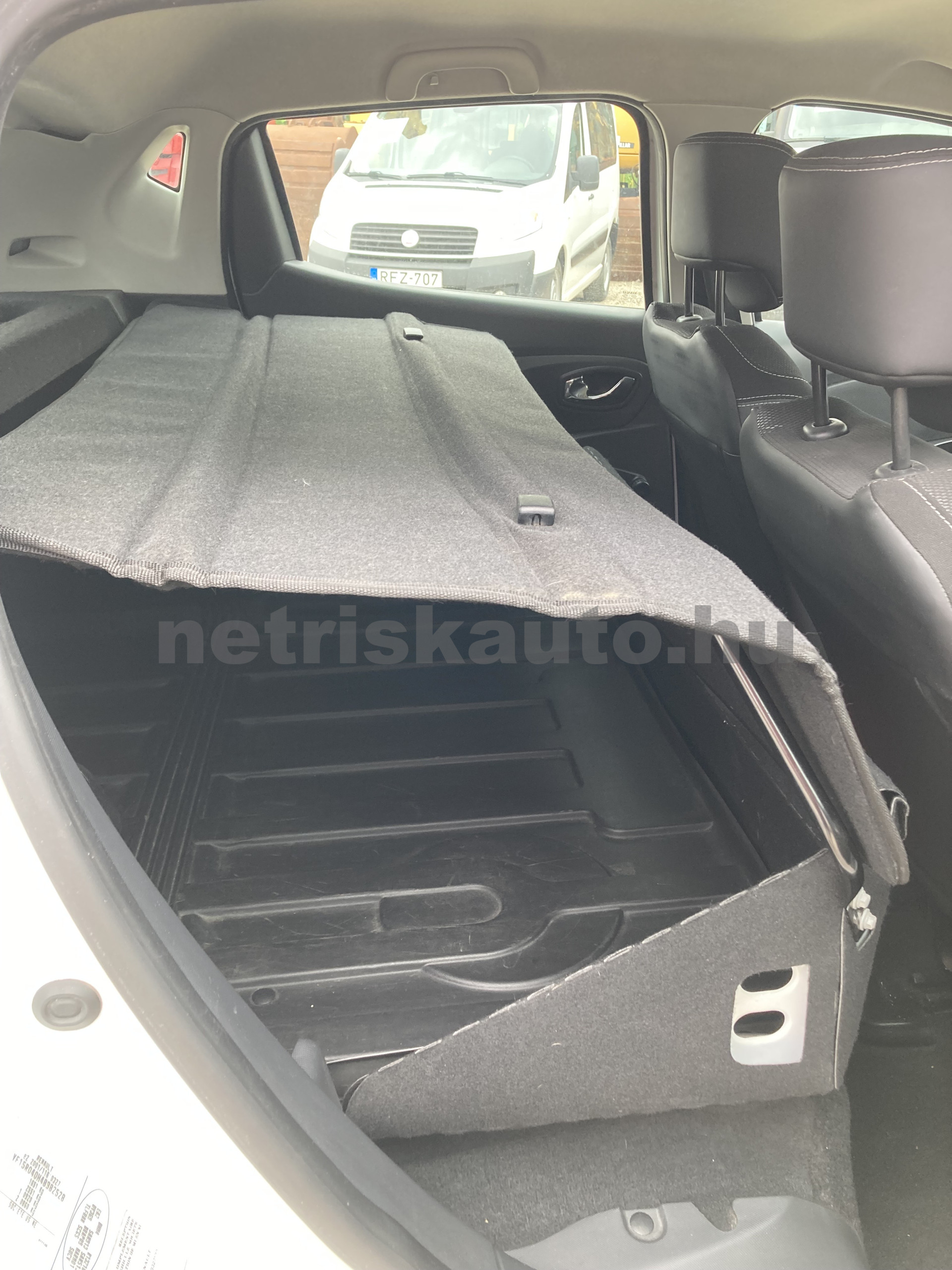 RENAULT Clio 1.5 dCi Authentique tehergépkocsi 3,5t össztömegig - 1461cm3 Diesel 121534 9/10