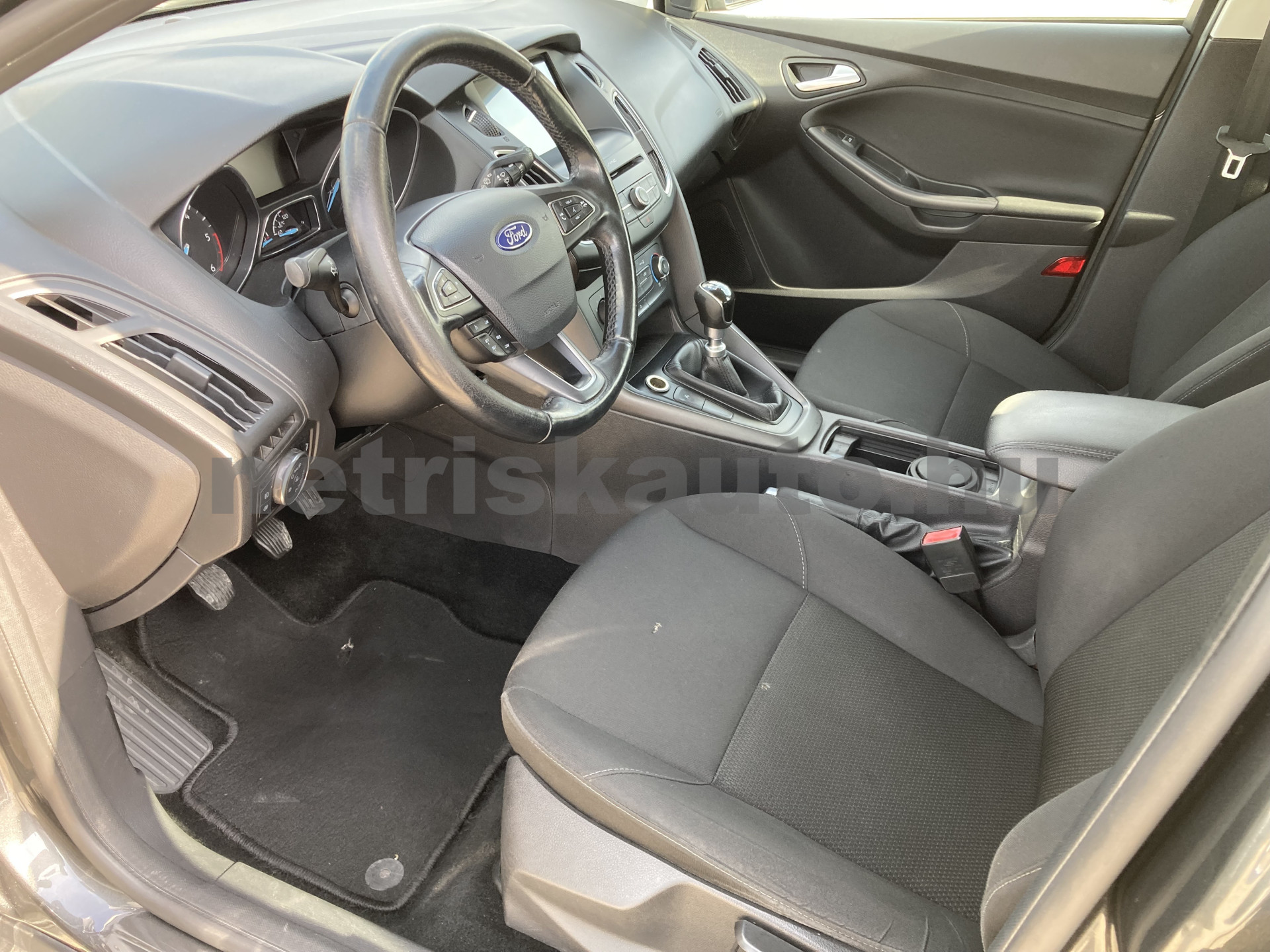 FORD Egyéb tehergépkocsi 3,5t össztömegig - 1499cm3 Diesel 121443 6/11