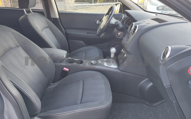NISSAN Qashqai 2.0 dCi Tekna 4WD Aut. személygépkocsi - 1995cm3 Diesel 121602 9/12