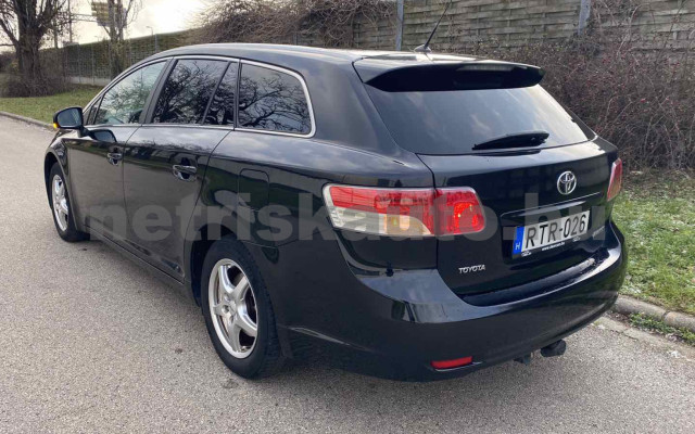 TOYOTA Avensis 2.0 D-4D Executive személygépkocsi - 1998cm3 Diesel 119924 7/35