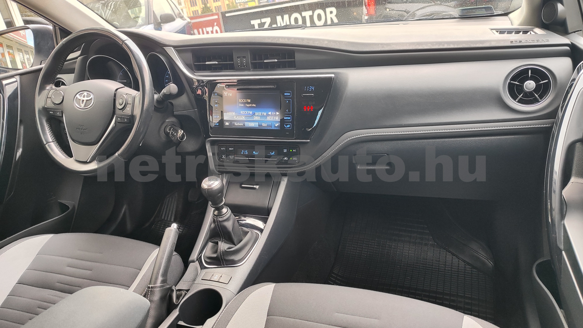 TOYOTA Auris 1.6 Active MY17 Trend személygépkocsi - 1598cm3 Benzin 121442 8/12