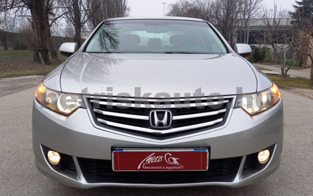 HONDA Accord 2.2 i-DTEC Elegance személygépkocsi - 2199cm3 Diesel 120048 4/39