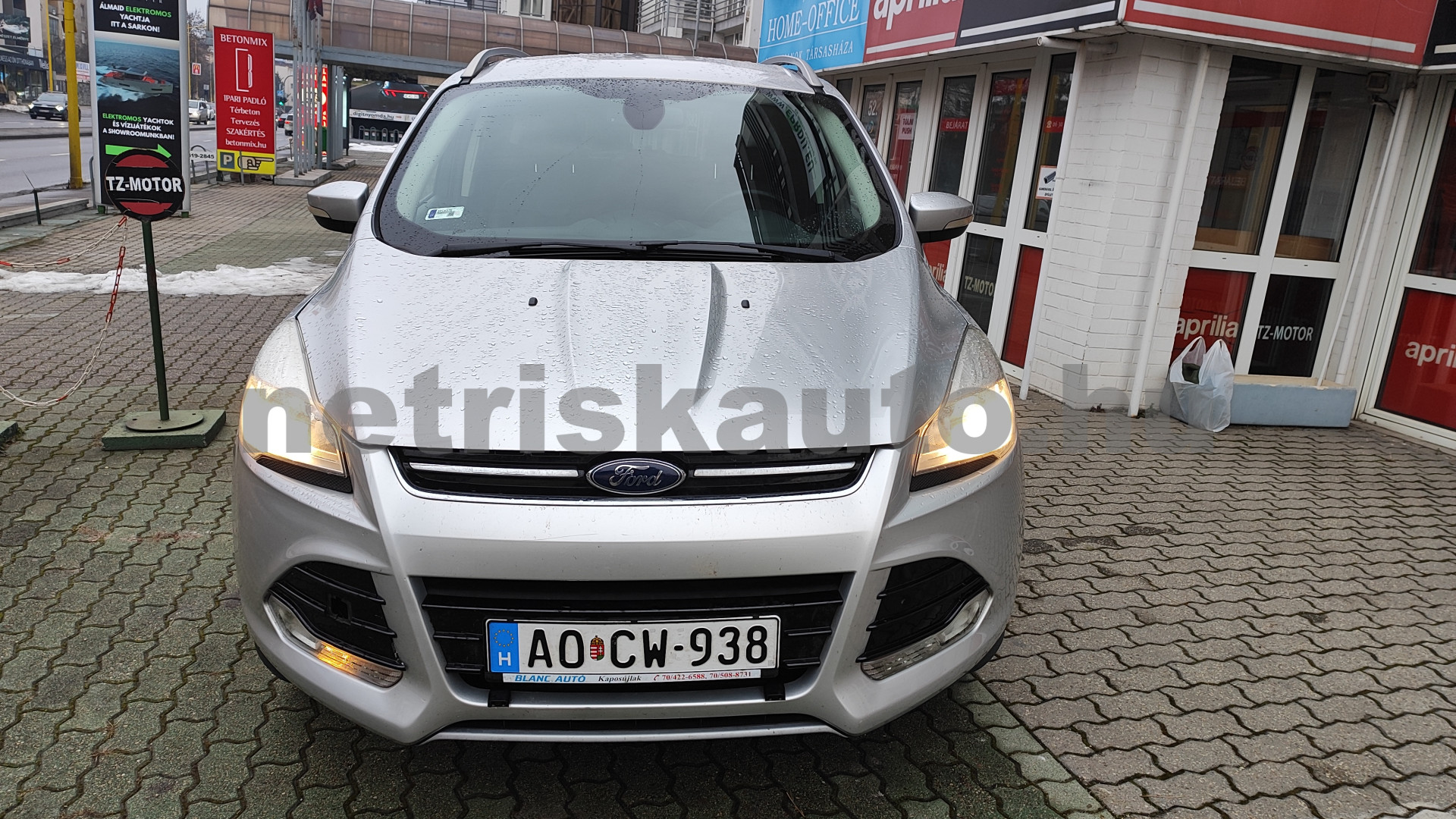 FORD Kuga 2.0 TDCi Trend 2WD személygépkocsi - 1997cm3 Diesel 121375 3/12