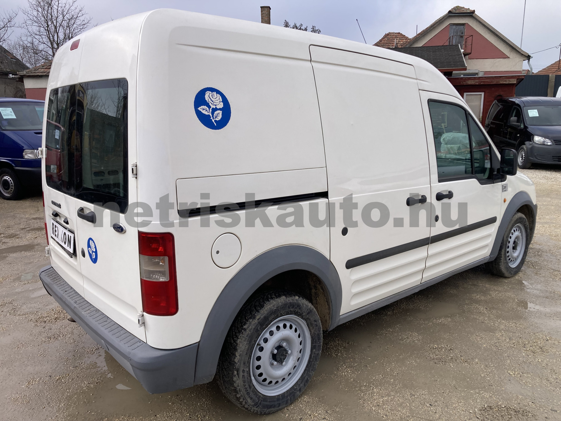 FORD Connect 1.8 TDI Transit 220 LWB tehergépkocsi 3,5t össztömegig - 1753cm3 Diesel 121386 4/9