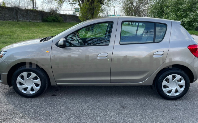 DACIA Sandero 1.2 Arctic személygépkocsi - 1149cm3 Benzin 120155 5/38
