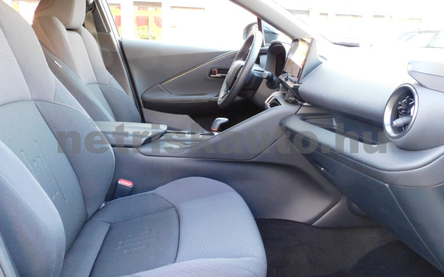 TOYOTA C-HR 1.8 Hybrid Style e-CVT személygépkocsi - 1798cm3 Hybrid 121244 9/12