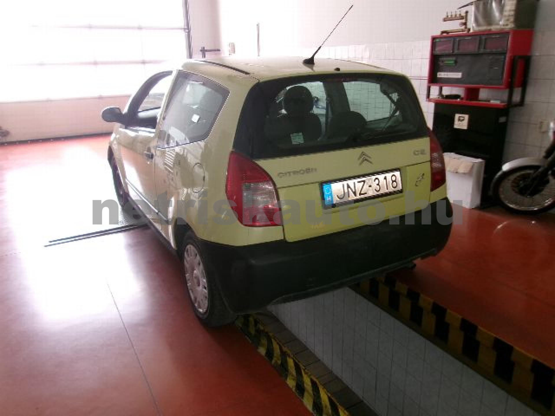 CITROEN C2 1.1 X személygépkocsi - 1124cm3 Benzin 121301 8/10