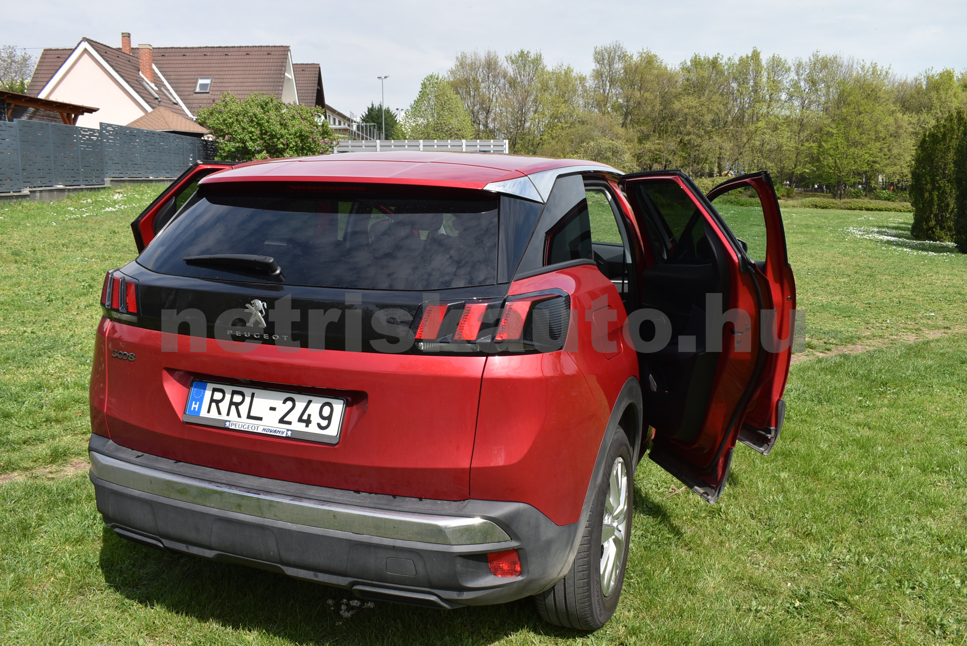 PEUGEOT 3008 1.5 BlueHDi Active EURO6.2 személygépkocsi - 1499cm3 Diesel 121503 3/11