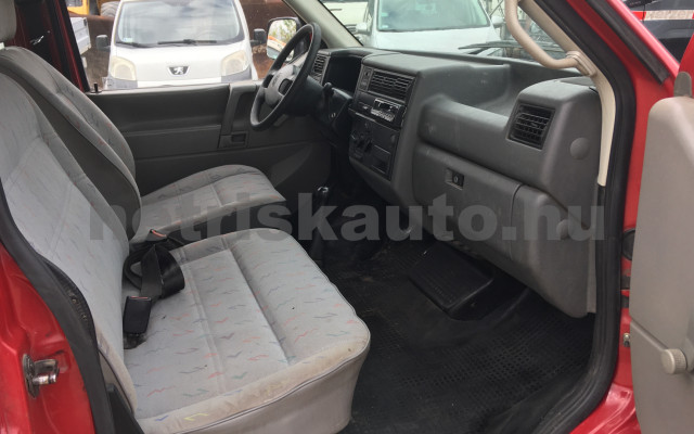 VW TRANSPORTER T4 2.5 7DB 1K2 9 2.5TDI 102 LE 9 FŐS KISBUSZ,MAGYAR OKMÁNYOS személygépkocsi - 2461cm3 Diesel 120170 6/10