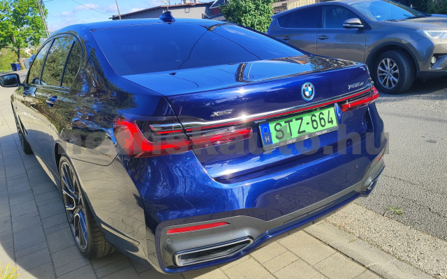 BMW 7-es sorozat 745Le xDrive Aut. személygépkocsi - 2998cm3 Hybrid 121447 2/12
