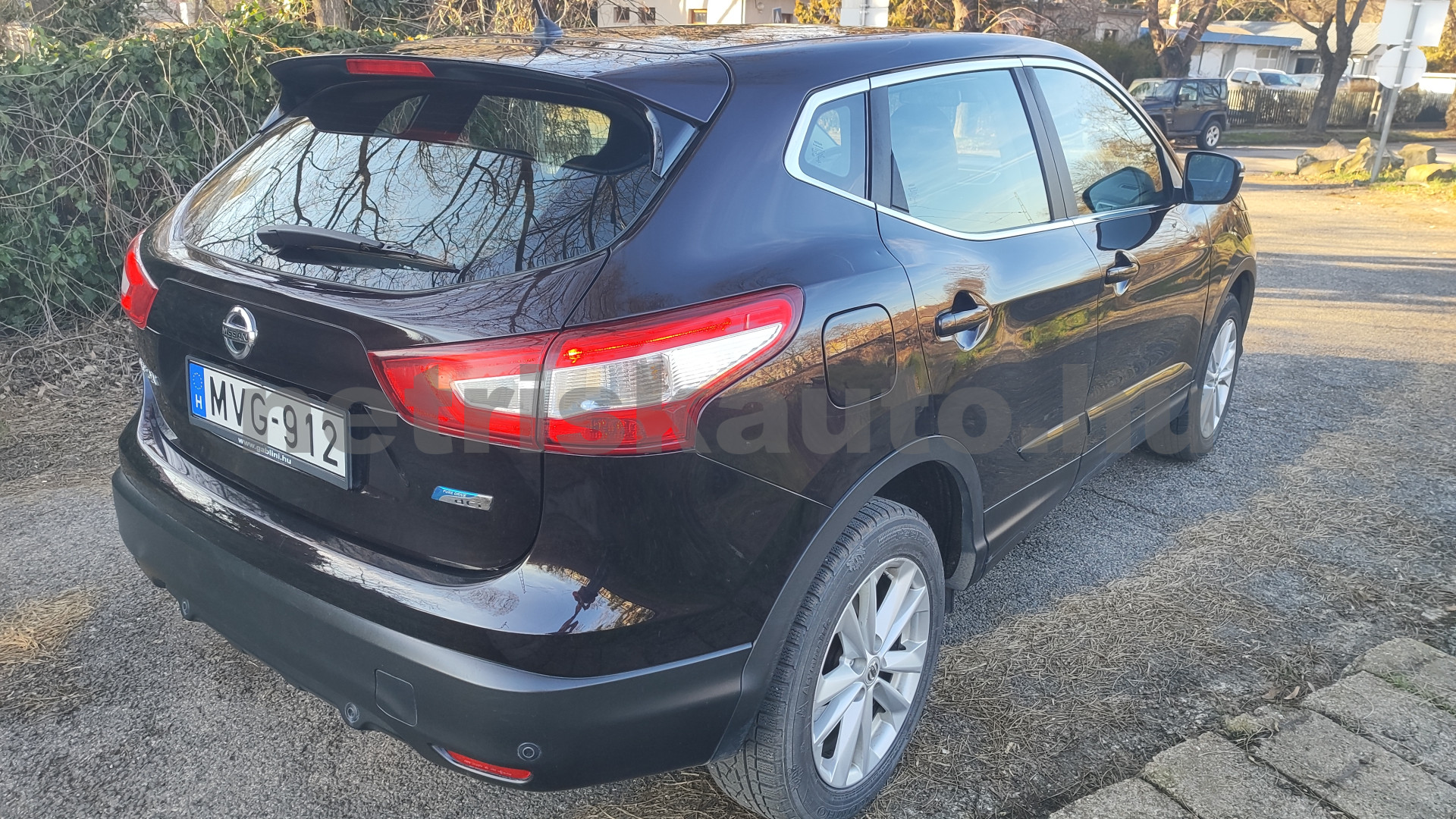 NISSAN Qashqai 1.6 dCi Tekna személygépkocsi - 1598cm3 Diesel 121405 2/12