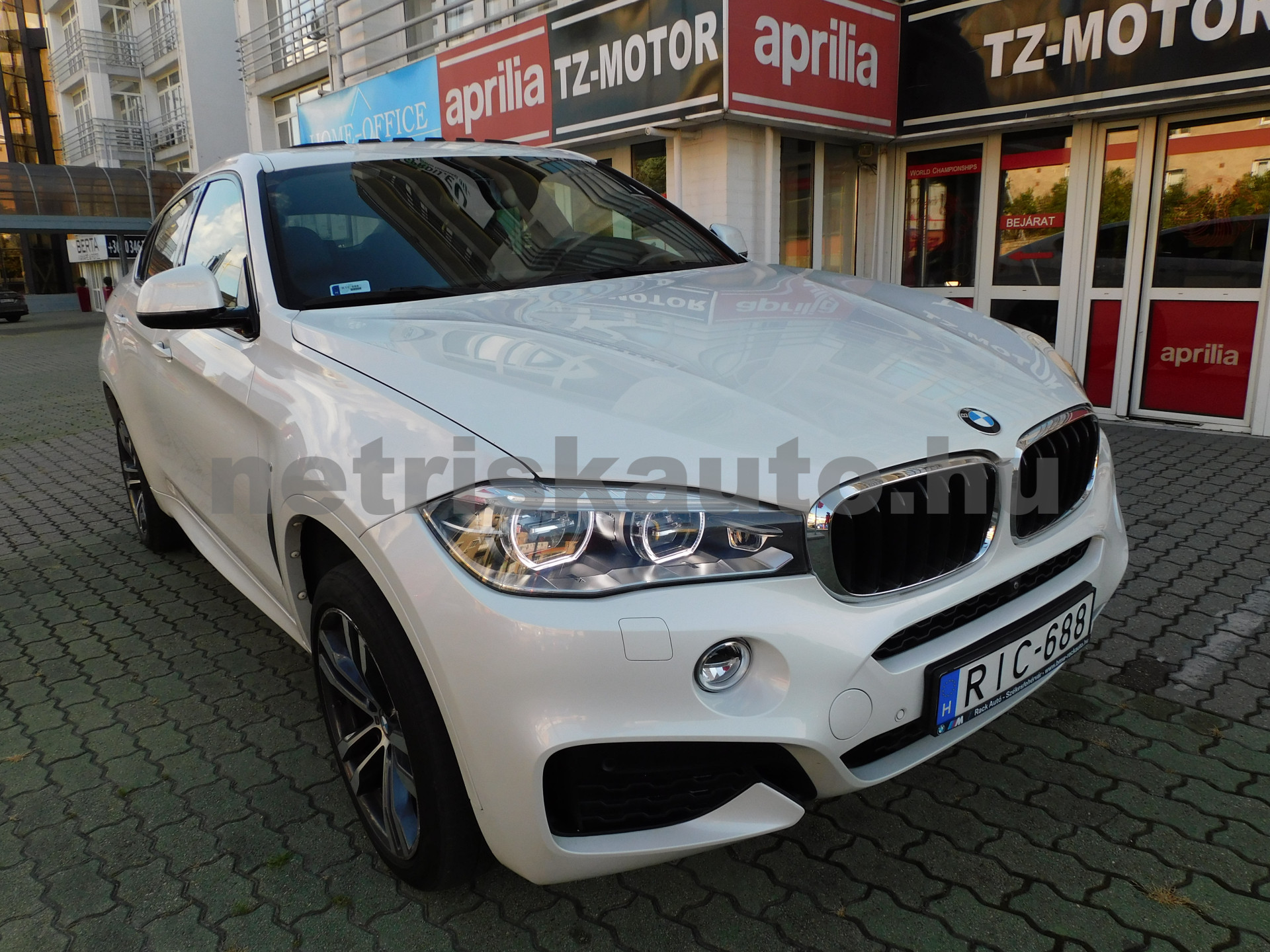 BMW X6 X6 xDrive30d M Sport Edition Aut. személygépkocsi - 2993cm3 Diesel 121260 2/12