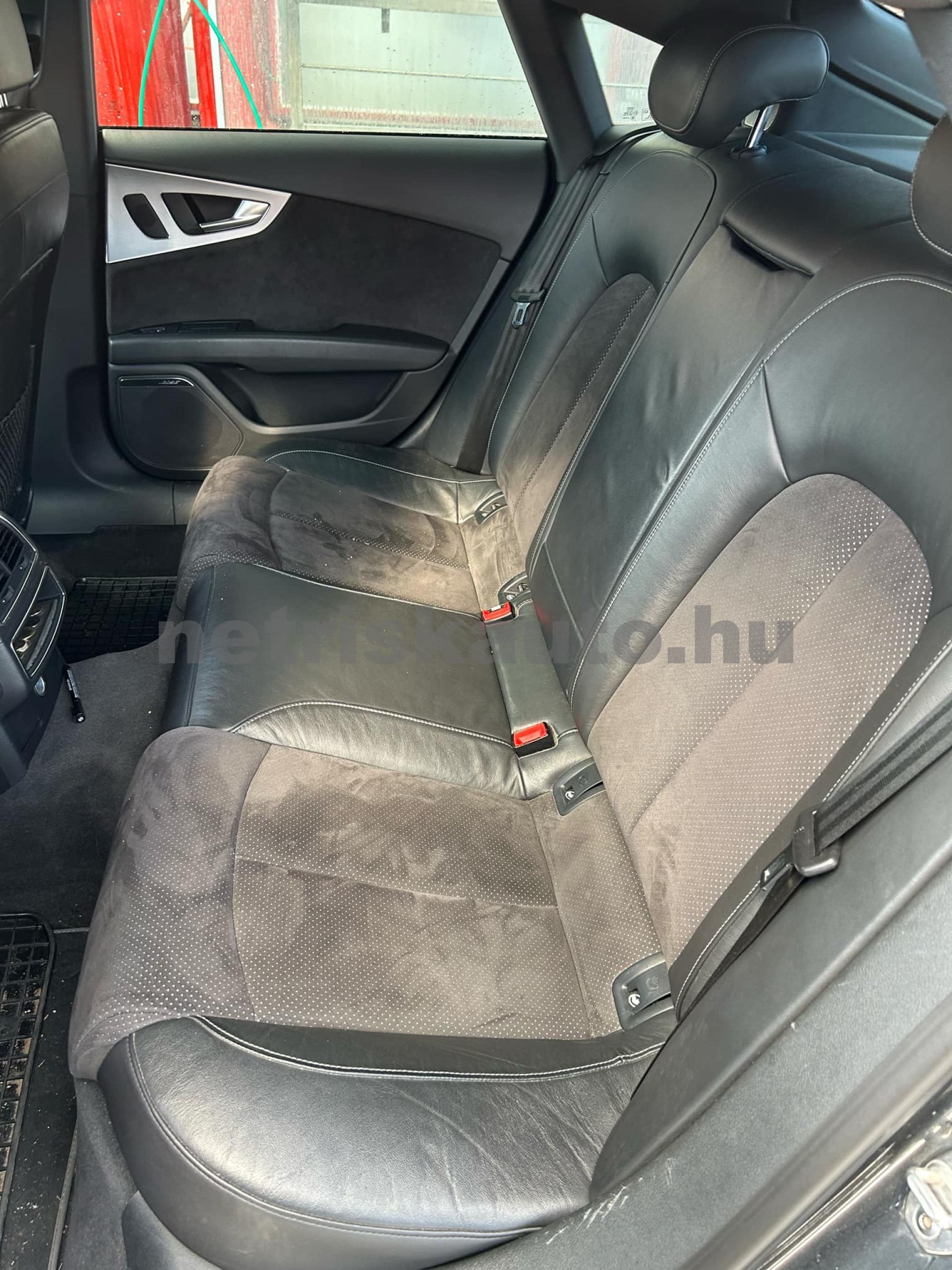 AUDI A7 3.0 V6 TDI DPF quattro S-tronic személygépkocsi - 2967cm3 Diesel 121066 6/6