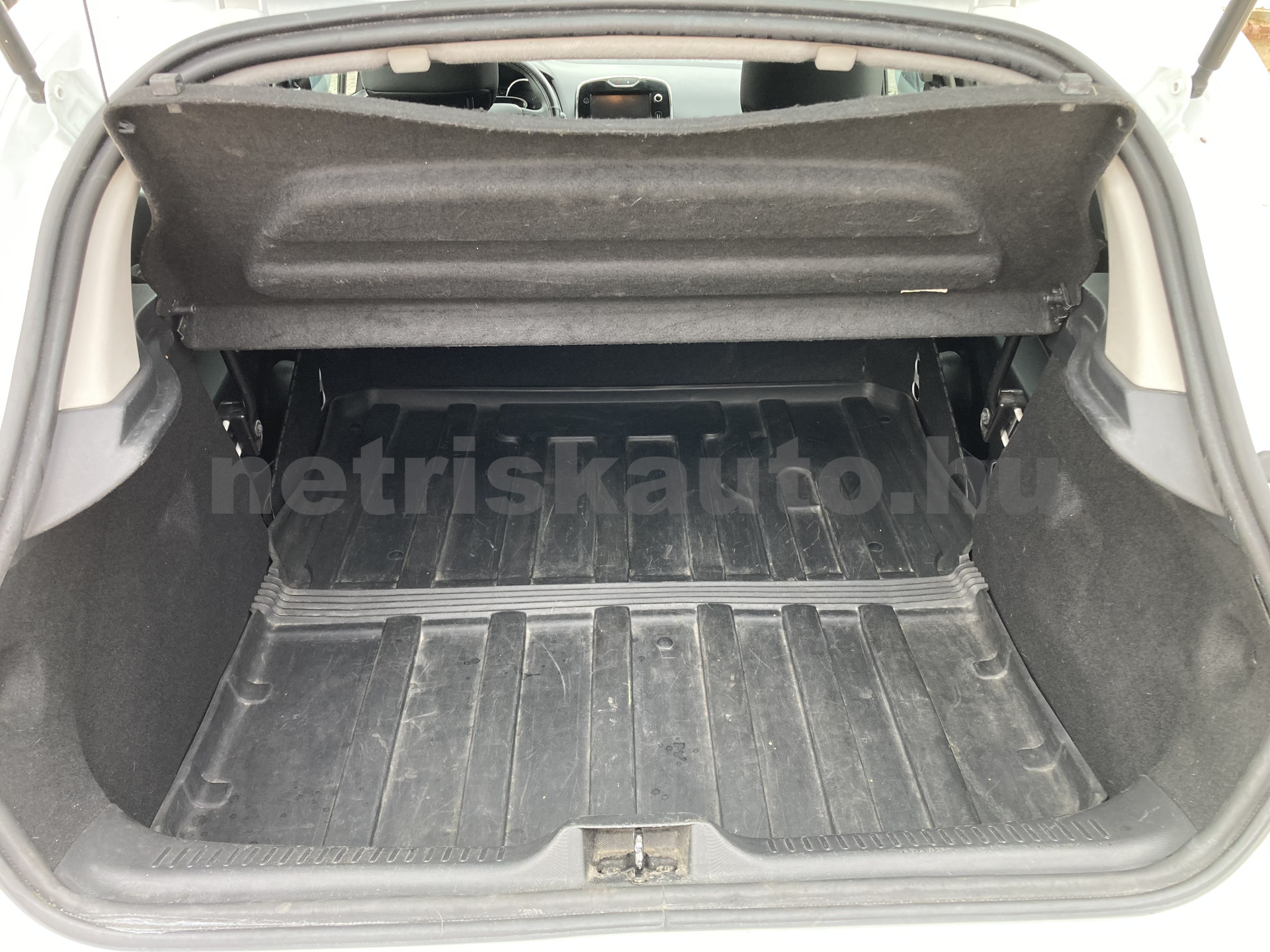 RENAULT Clio 1.5 dCi Authentique tehergépkocsi 3,5t össztömegig - 1461cm3 Diesel 121534 10/10