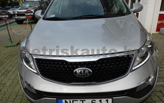 KIA Sportage 1.7 CRDi EX Limited személygépkocsi - 1685cm3 Diesel 120466 12/12