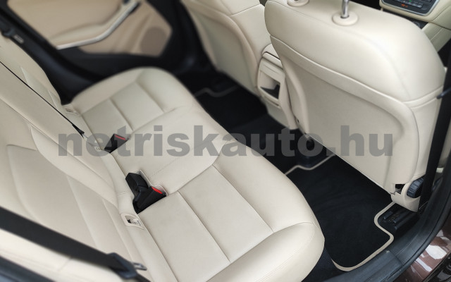 MERCEDES-BENZ GLA-osztály GLA 200 AMG Sport 7G-DCT személygépkocsi - 1595cm3 Benzin 121506 10/12