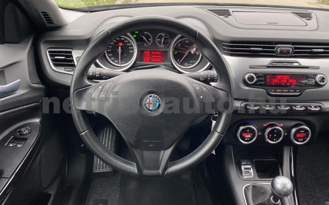 ALFA ROMEO Giulietta 1.6 JTDM-2 Progression személygépkocsi - 1598cm3 Diesel 119899 10/37