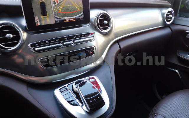 MERCEDES-BENZ V-osztály V 250 d Exclusive L 4Matic Aut. tehergépkocsi 3,5t össztömegig - 2143cm3 Diesel 120146 8/12