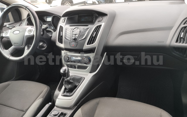 FORD Focus 1.6 Ti-VCT Trend személygépkocsi - 1596cm3 Benzin 121616 7/12
