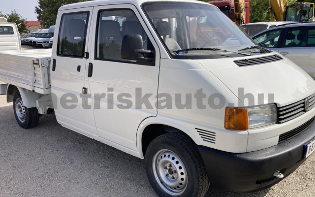 VW Transporter 2.4 7DM 1Z2 F tehergépkocsi 3,5t össztömegig - 2370cm3 Diesel 121554 2/9