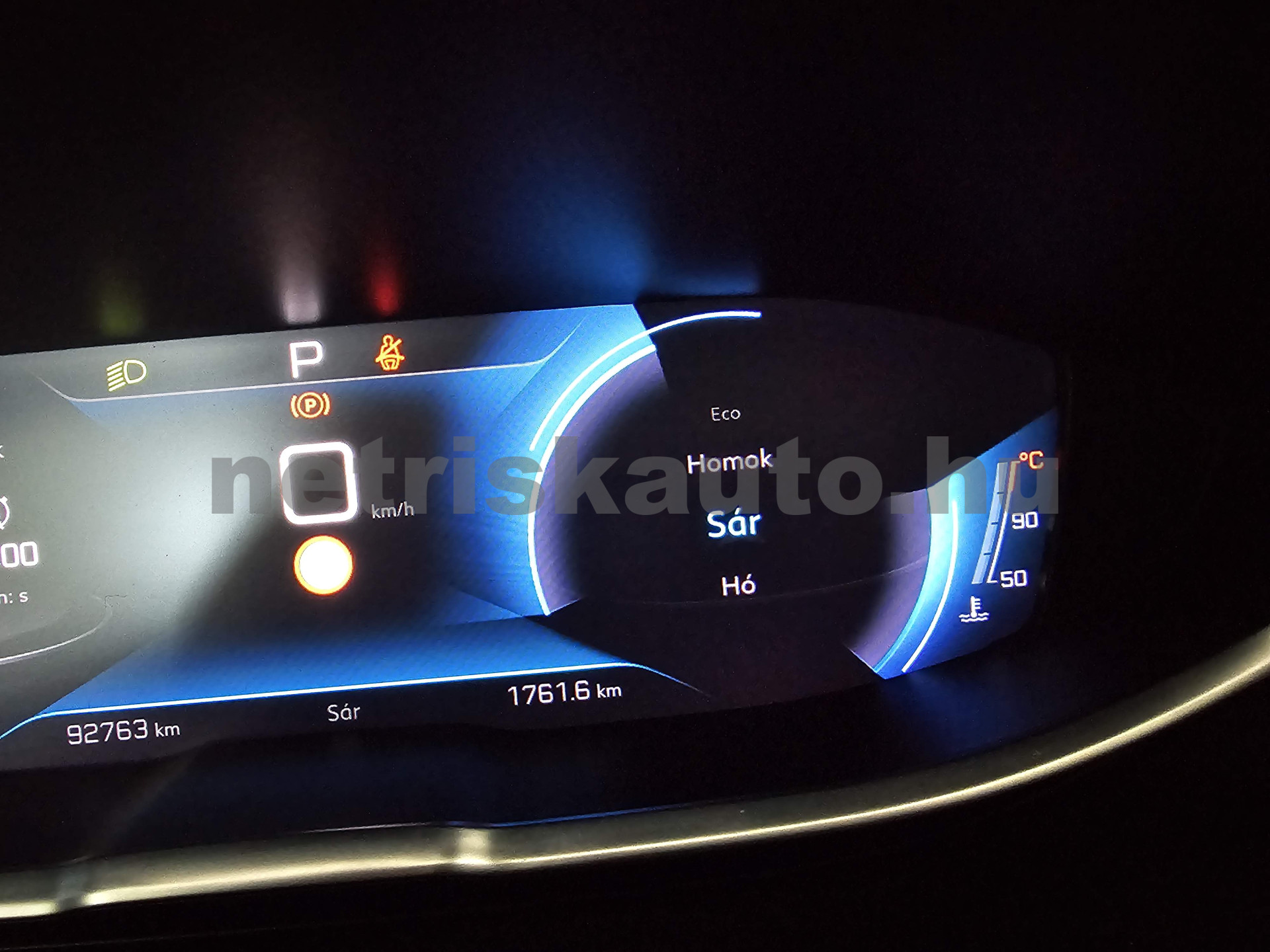 PEUGEOT 5008 2.0 BlueHDi Allure Pack EAT8 (7 sz személygépkocsi - 1997cm3 Diesel 121562 9/11