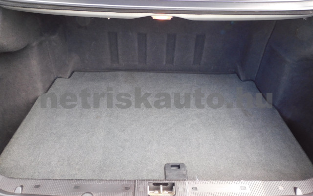 MERCEDES-BENZ E-osztály E 430 Avantgarde Aut. személygépkocsi - 4973cm3 Benzin 121147 10/12