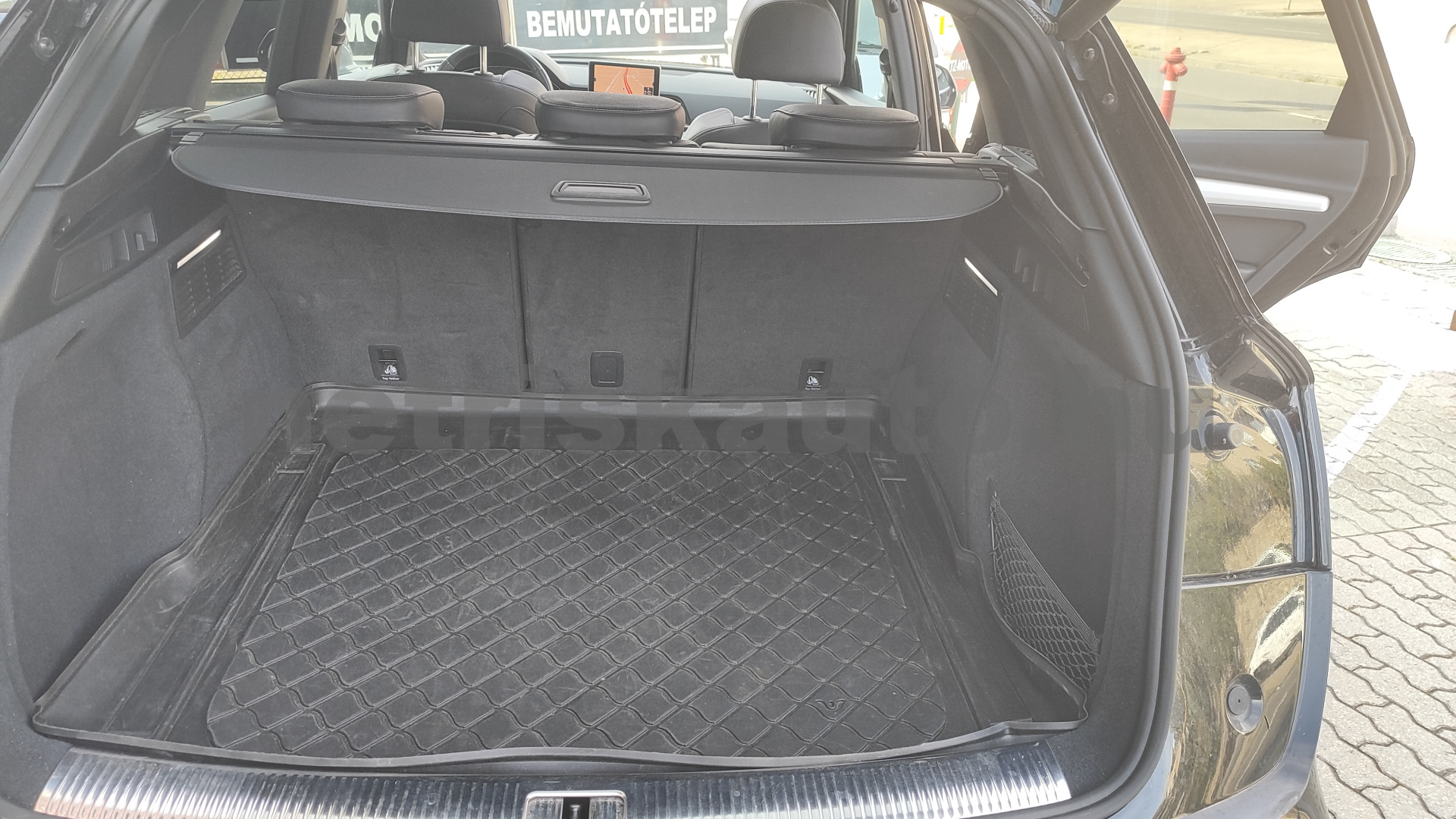 AUDI Q5 40 TDI Sport quattro S-tronic személygépkocsi - 1968cm3 Diesel 121548 12/12