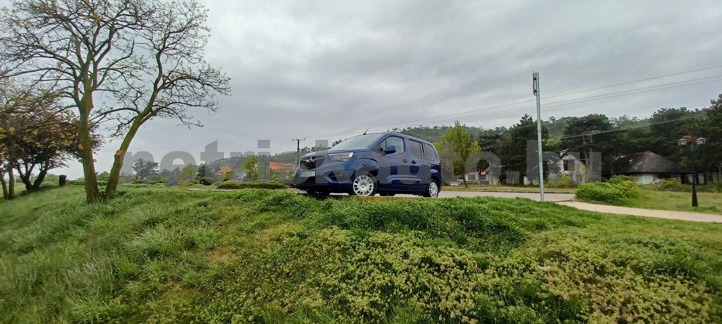 OPEL Combo 1.2 T Enjoy (7 sz.) személygépkocsi - 1199cm3 Benzin 121466 1/1