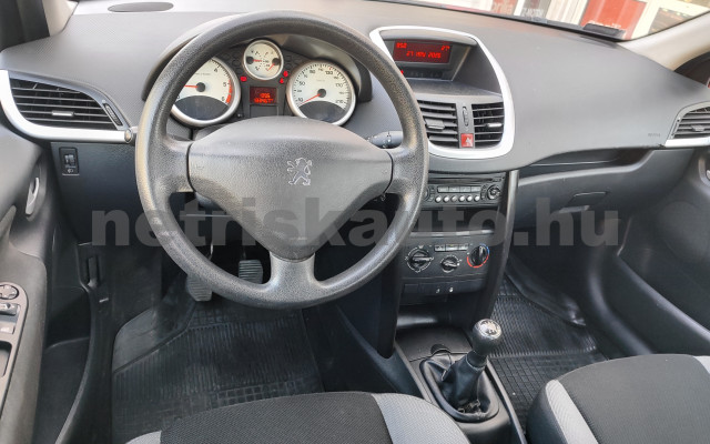 PEUGEOT 207 1.4 HDi Trendy személygépkocsi - 1398cm3 Diesel 121480 6/12