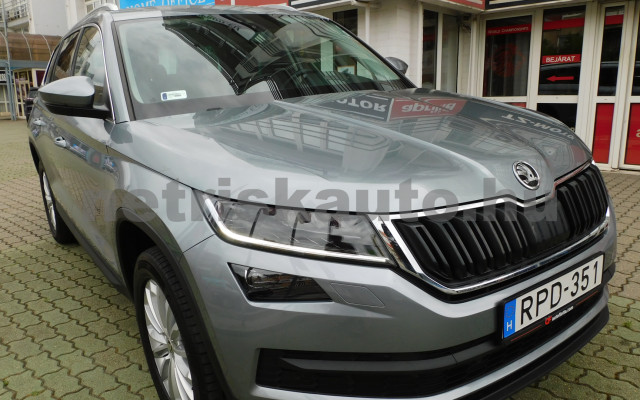 SKODA Kodiaq 2.0 TDI SCR Style 4x4 DSG személygépkocsi - 1968cm3 Diesel 121220 2/12