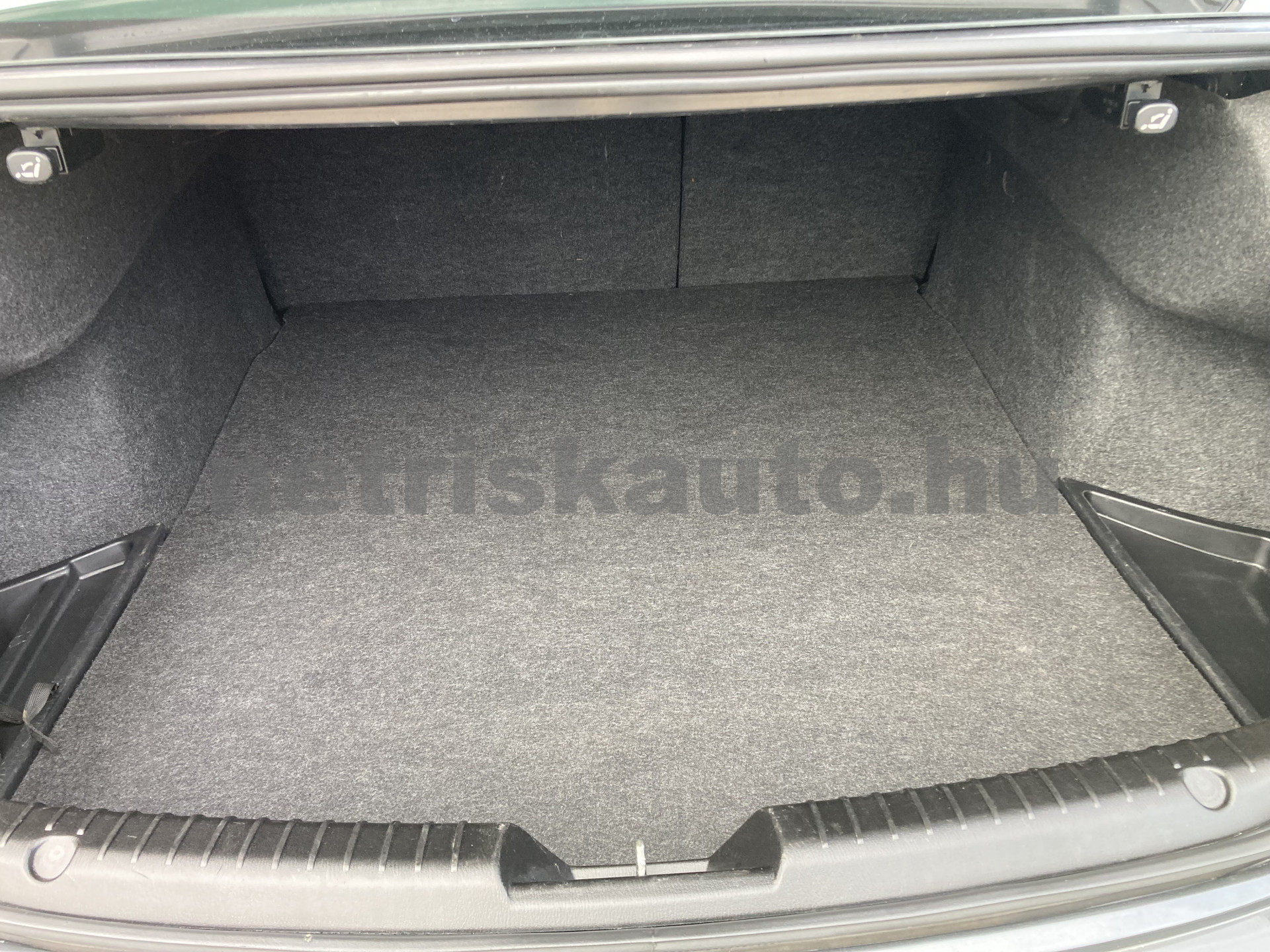 MAZDA Mazda 6 2.0i Challenge személygépkocsi - 1998cm3 Benzin 121281 11/11