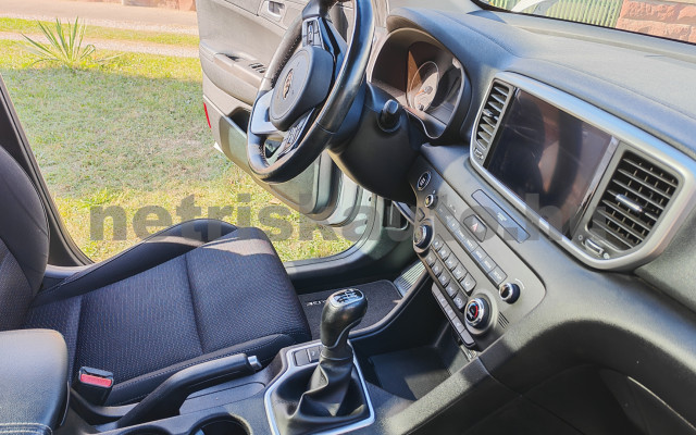 KIA Sportage 1.6 GDI Gold MY21 személygépkocsi - 1591cm3 Benzin 121316 7/12