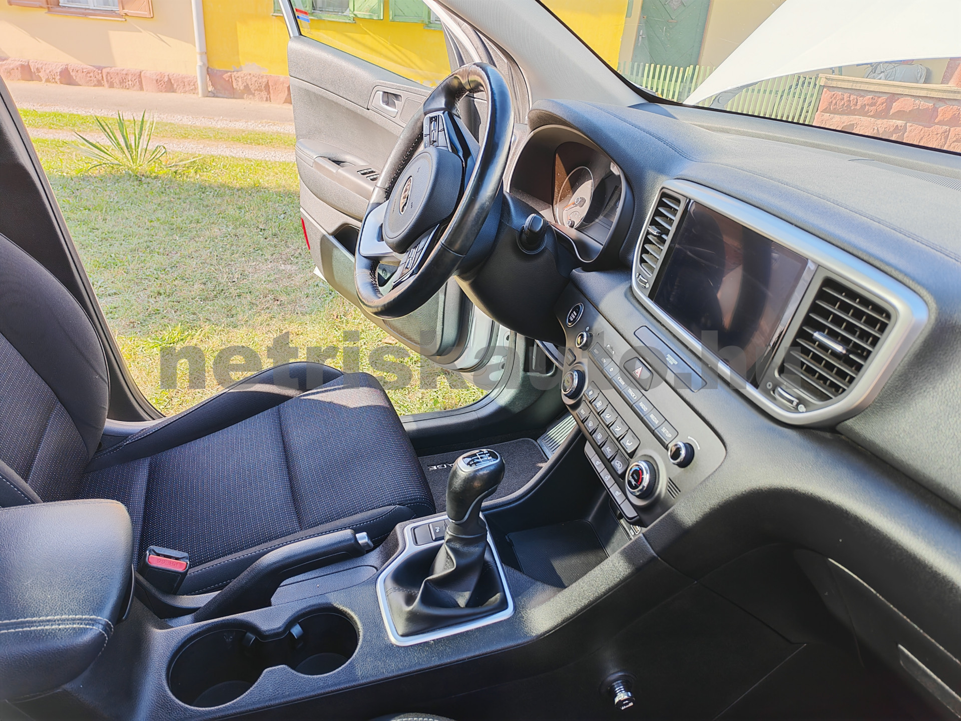 KIA Sportage 1.6 GDI Gold MY21 személygépkocsi - 1591cm3 Benzin 121316 7/12