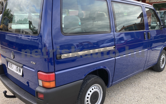 VW TRANSPORTER T4 2.5 7DB 1K2 9 ÚJ LÁMPÁS,KLÍMÁS,FRISS VIZSGÁVAL,KITŰNŐ ÁLLAPOT személygépkocsi - 2461cm3 Diesel 121289 4/10