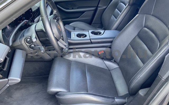 PORSCHE Taycan Taycan 4 Cross Turismo személygépkocsi - cm3 Kizárólag elektromos 121572 6/12
