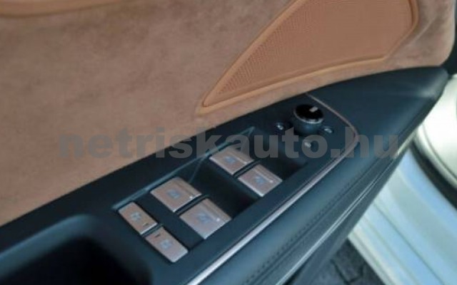 AUDI S8 személygépkocsi - 3996cm3 Benzin 117094 4/7