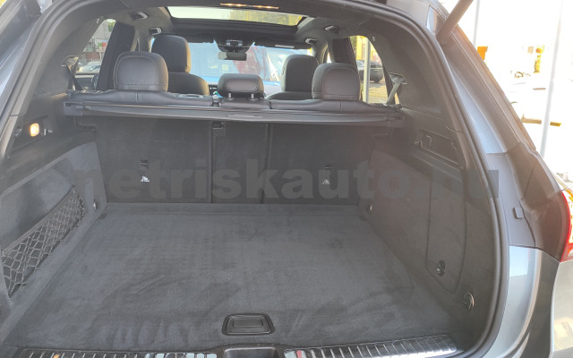MERCEDES-BENZ GLE-osztály GLE 400 d 4Matic 9G-TRONIC személygépkocsi - 2925cm3 Diesel 121284 10/12