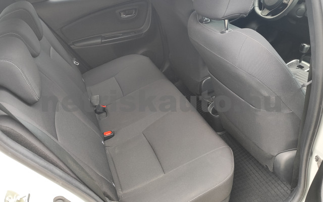 TOYOTA Yaris 1.5 VVT-i Hybrid Sel. W. e-CVT személygépkocsi - 1497cm3 Hybrid 121528 9/12