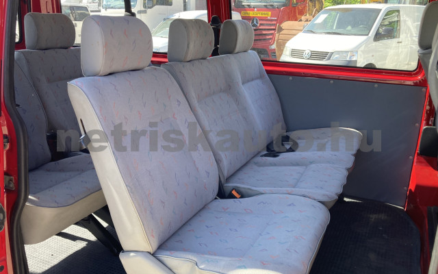 VW TRANSPORTER T4 2.5 7DB 1T2 HOSSZÍTOTT 9 FŐS KLÍMÁS BUSZ,FRISS VIZSGA személygépkocsi - 2461cm3 Diesel 121519 8/10
