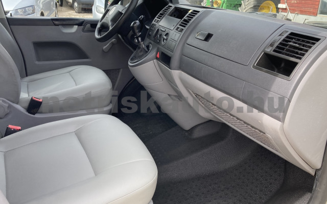 VW Transporter 1.9 TDI tehergépkocsi 3,5t össztömegig - 1896cm3 Diesel 121163 8/10