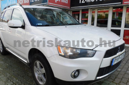 MITSUBISHI Outlander 2.2 D Instyle Navi TC-SST személygépkocsi - 2179cm3 Diesel 121172